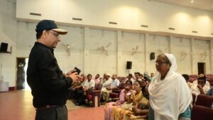 ‘মেট্ৰিক ফেইল’ বিদ্যালয়ৰ প্ৰধানৰ সৈতে নগাঁও জিলা আয়ুক্তৰ সভা