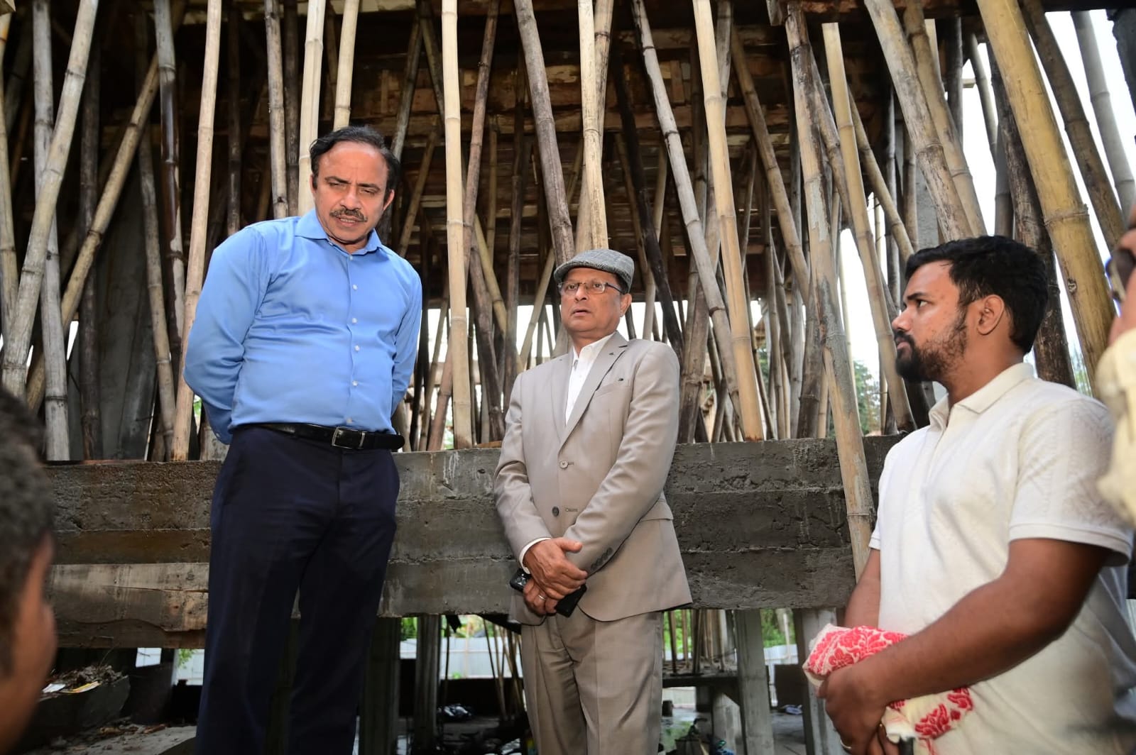 কেন্দ্ৰীয় চৰকাৰৰ বিশেষ সচিবৰ নগাঁও জিলাৰ আঁচনি পৰিদৰ্শন