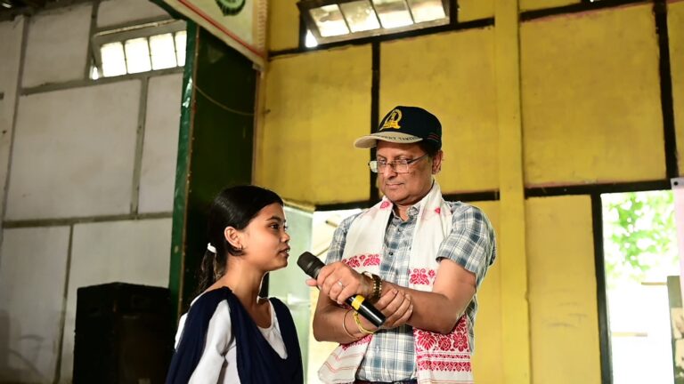 শিশুক শিক্ষাৰ সুস্থ পৰিৱেশ দিয়াটো সামাজিক দায়িত্ব: জিলা আয়ুক্ত
