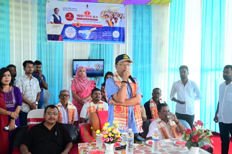 নগাঁও জিলাত অৰুণোদয় হিতাধিকাৰী উদ্ধোধনী অনুষ্ঠানত জিলা আয়ুক্ত